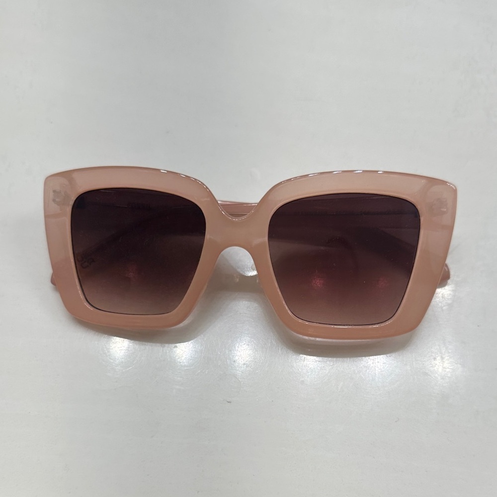Chic Pink Square Sunglasses
